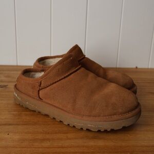 UGG Chestnut Classic Slippers